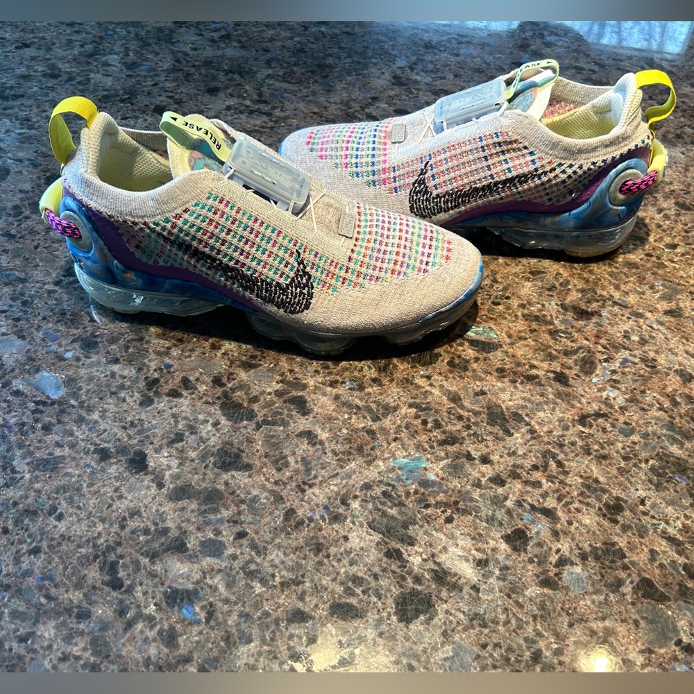 Nike Vapormax Athletic Shoes